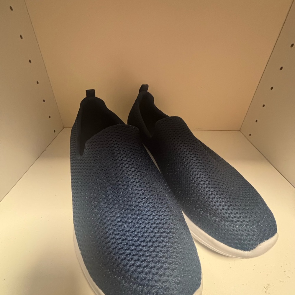 Slip-On Knit Casual Sneakers - Navy